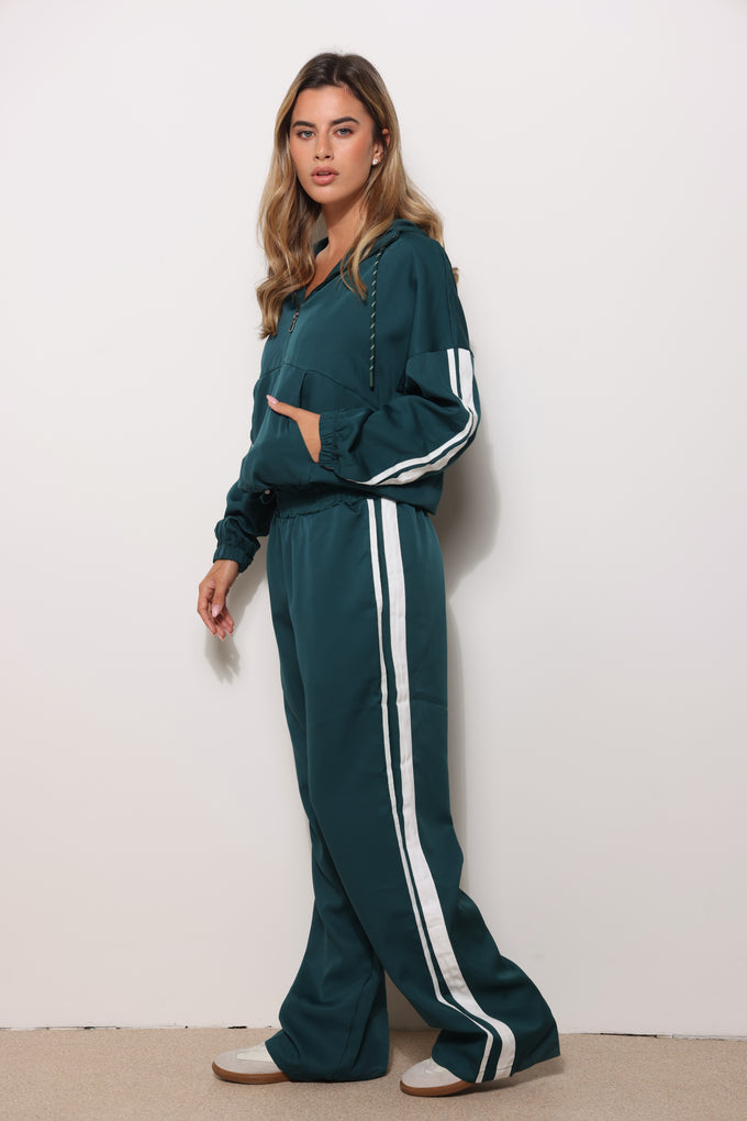 חליפת קומו רוכסן