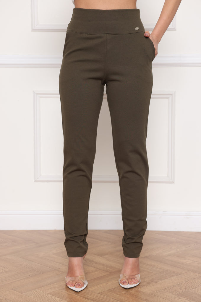 מכנסיים מחטבים חגורה גבוהה