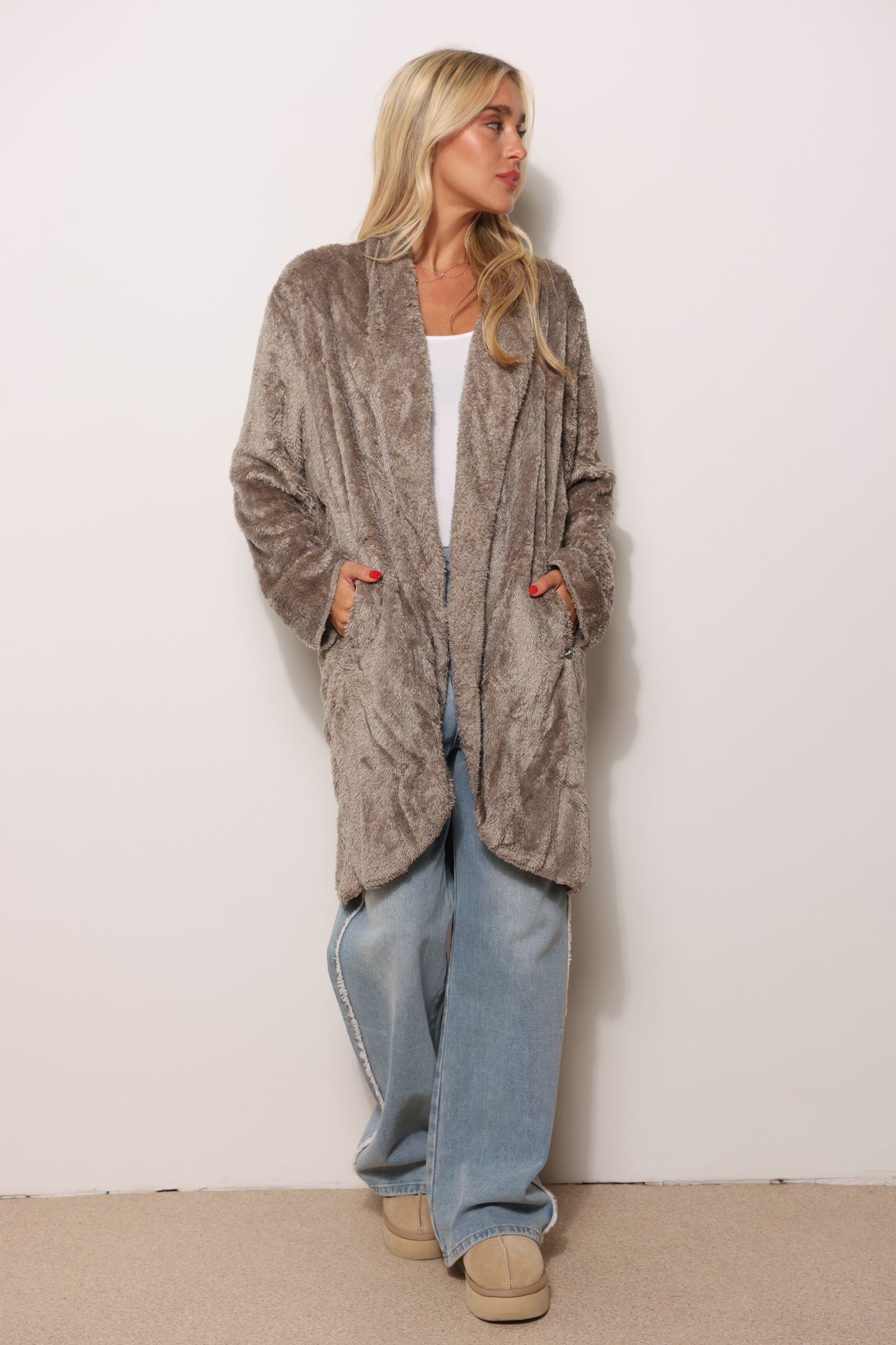 פונצ'ו כירבולית ארוך