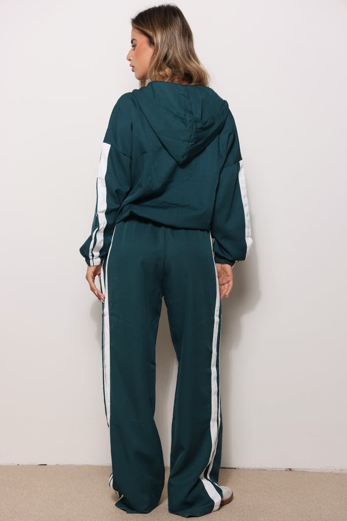 חליפת קומו רוכסן