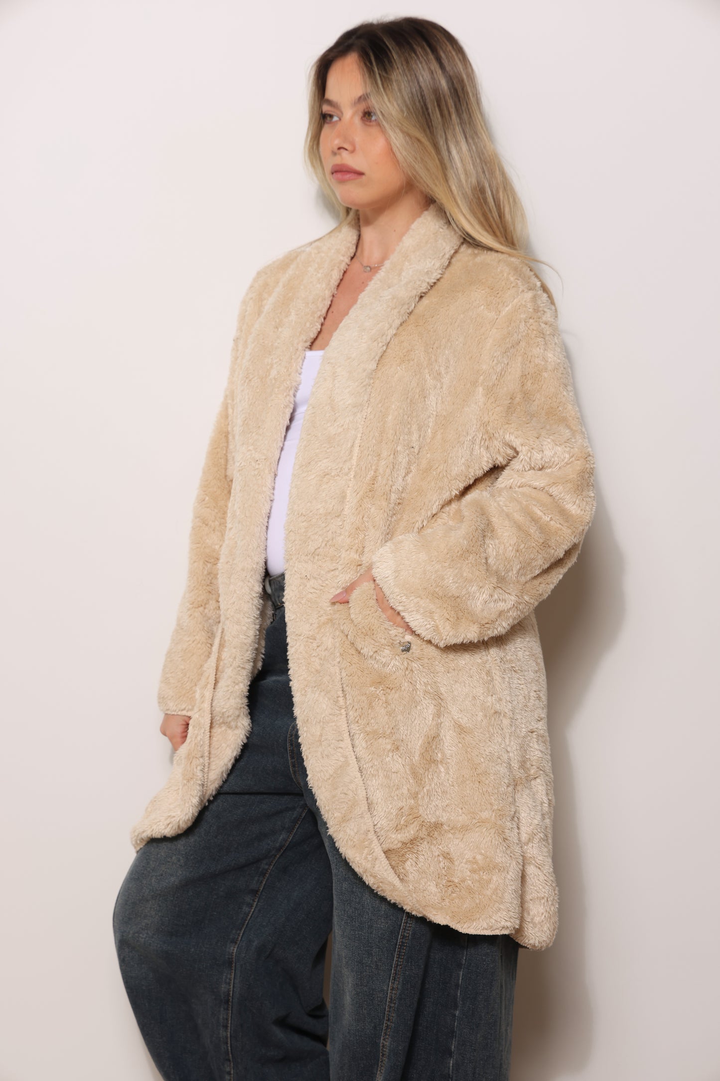 פונצ'ו כירבולית ארוך