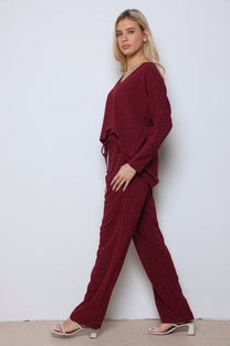 חליפת וי קרפ בריאנה בשילוב ניטים