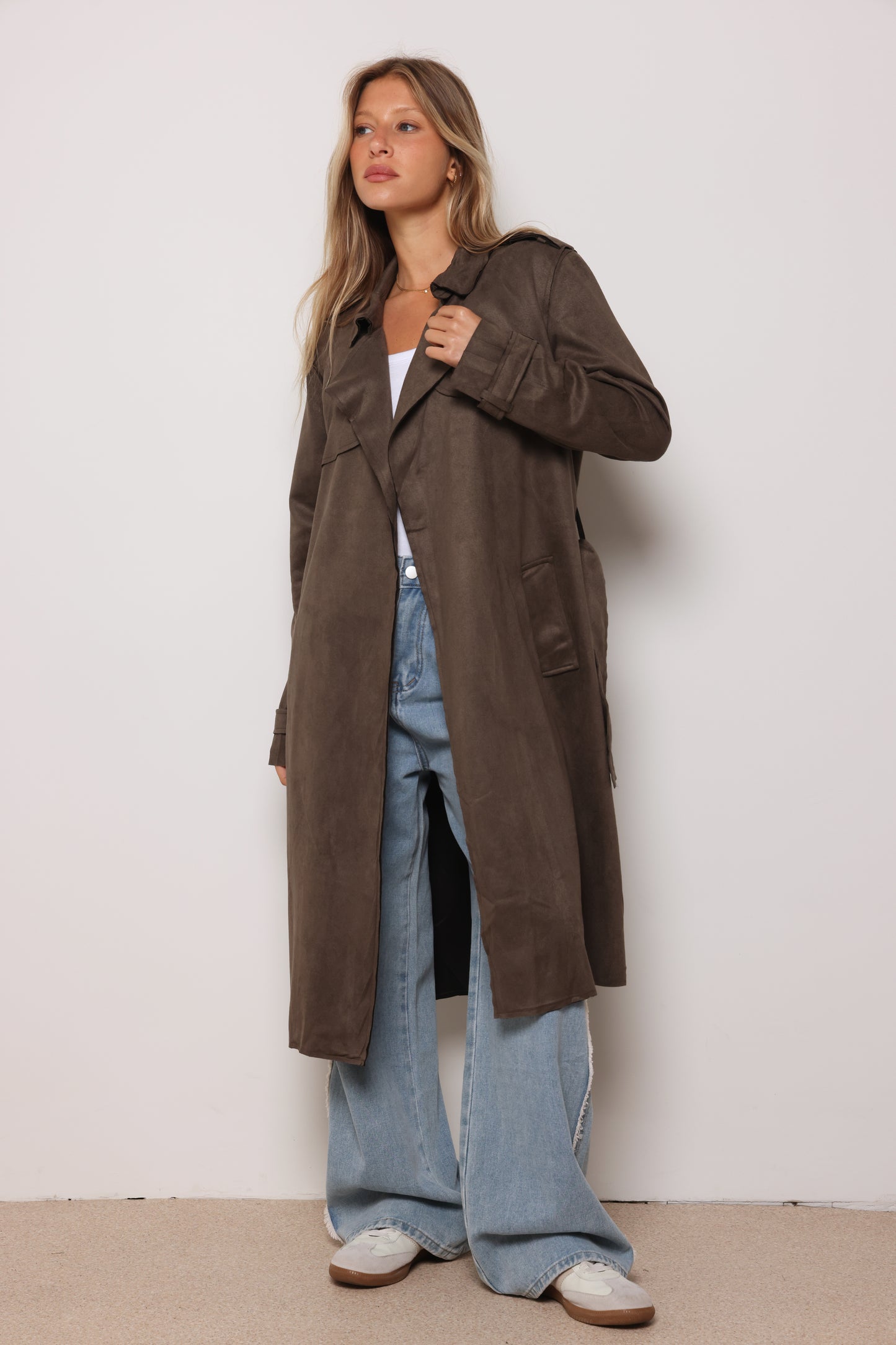 מעיל טרנץ' אודרי