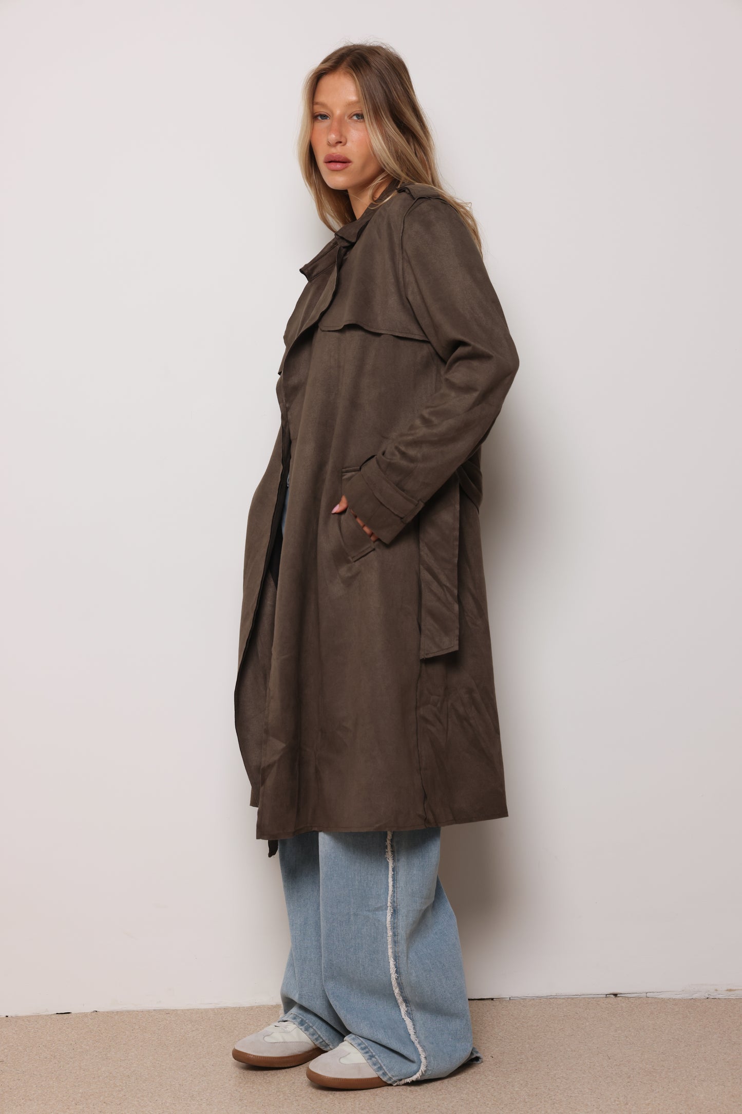 מעיל טרנץ' אודרי