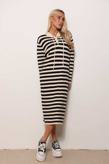 שמלת סריג סוראיה