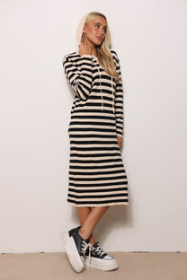 שמלת סריג סוראיה