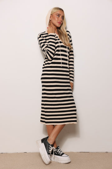 שמלת סריג סוראיה