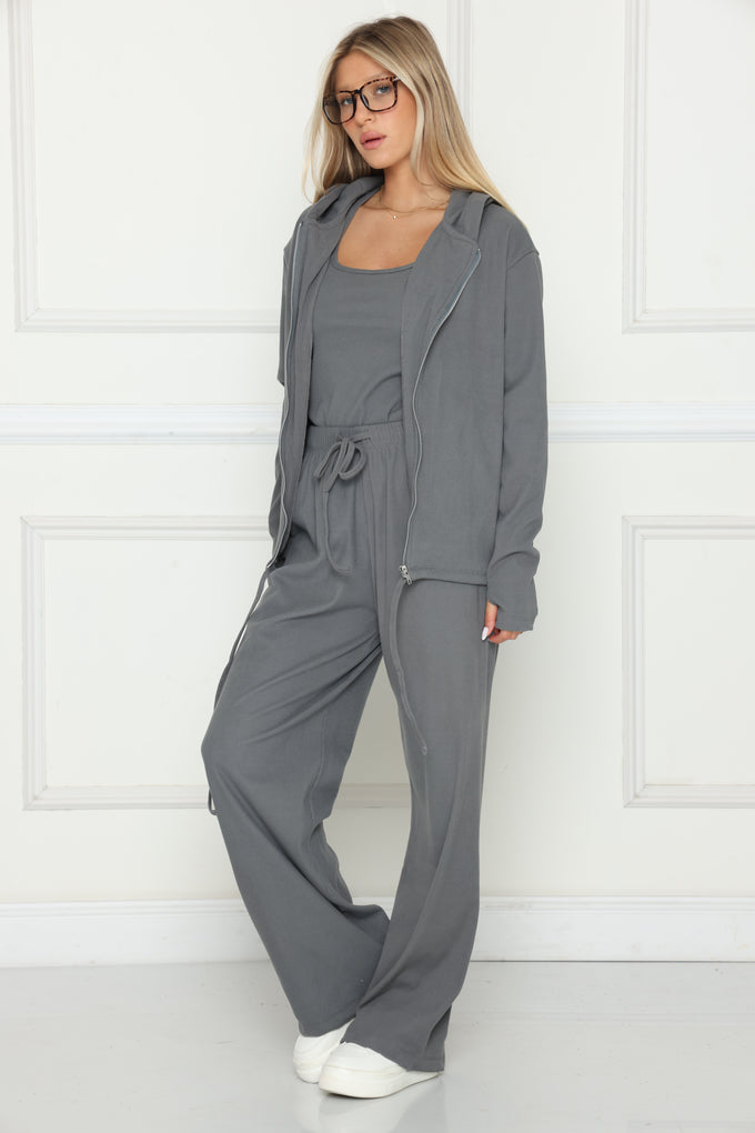 חליפת 3 חלקים בד עננים