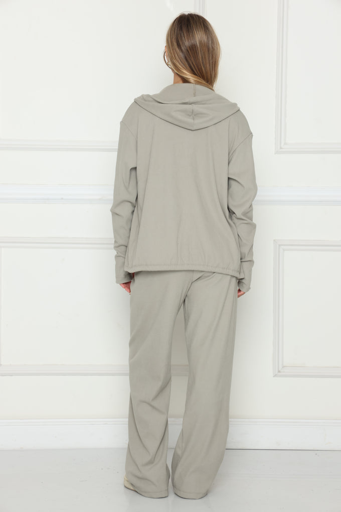 חליפת 3 חלקים בד עננים