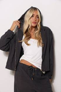 חליפת אלגנט קאפרי