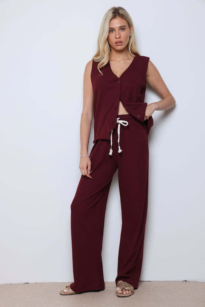 חליפת ווסט ריב פלאם