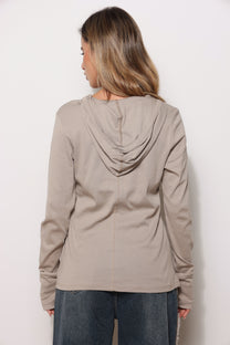 חולצת קפוצ'ון מכופתרת פיינריב