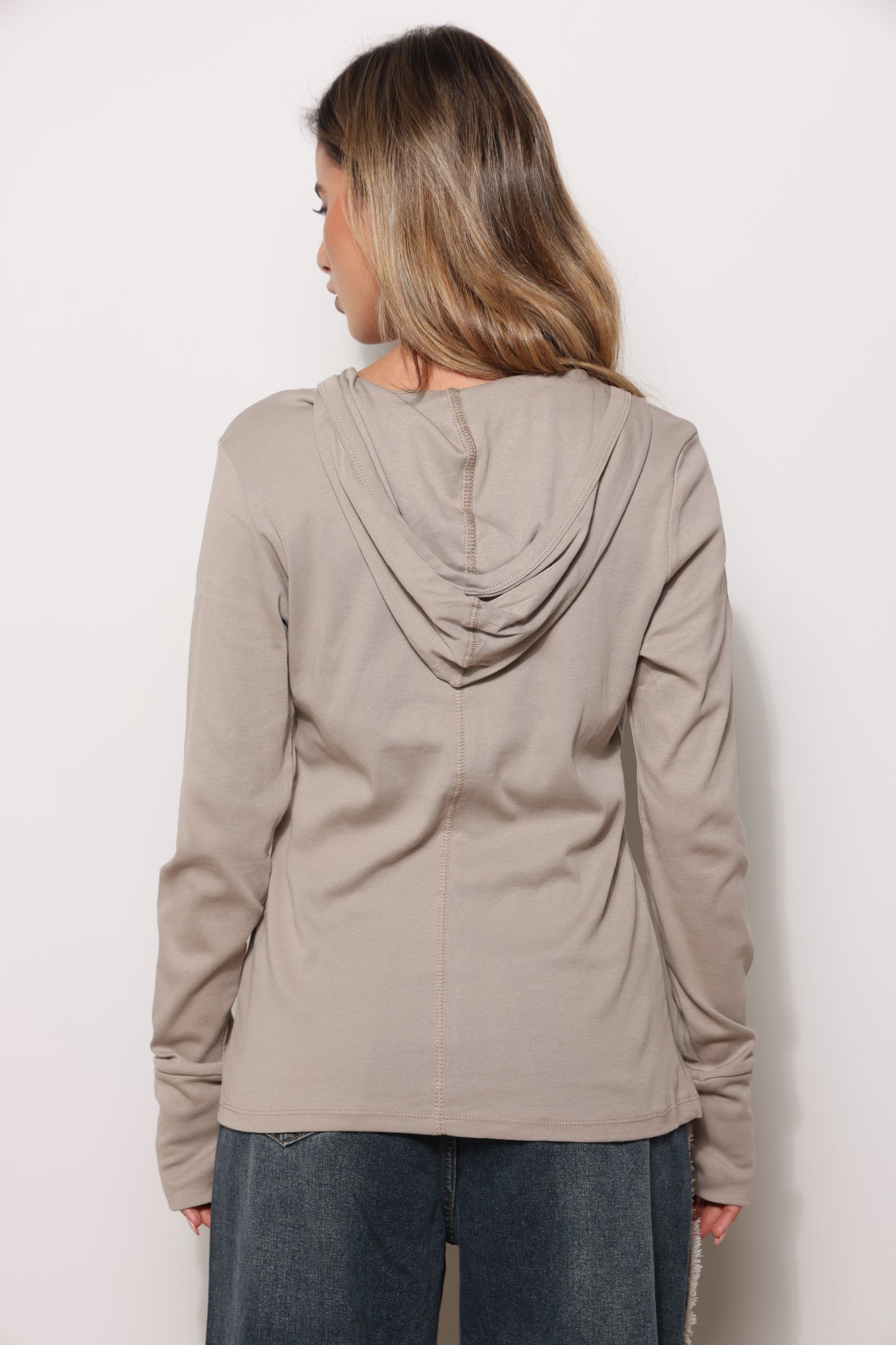 חולצת קפוצ'ון מכופתרת פיינריב