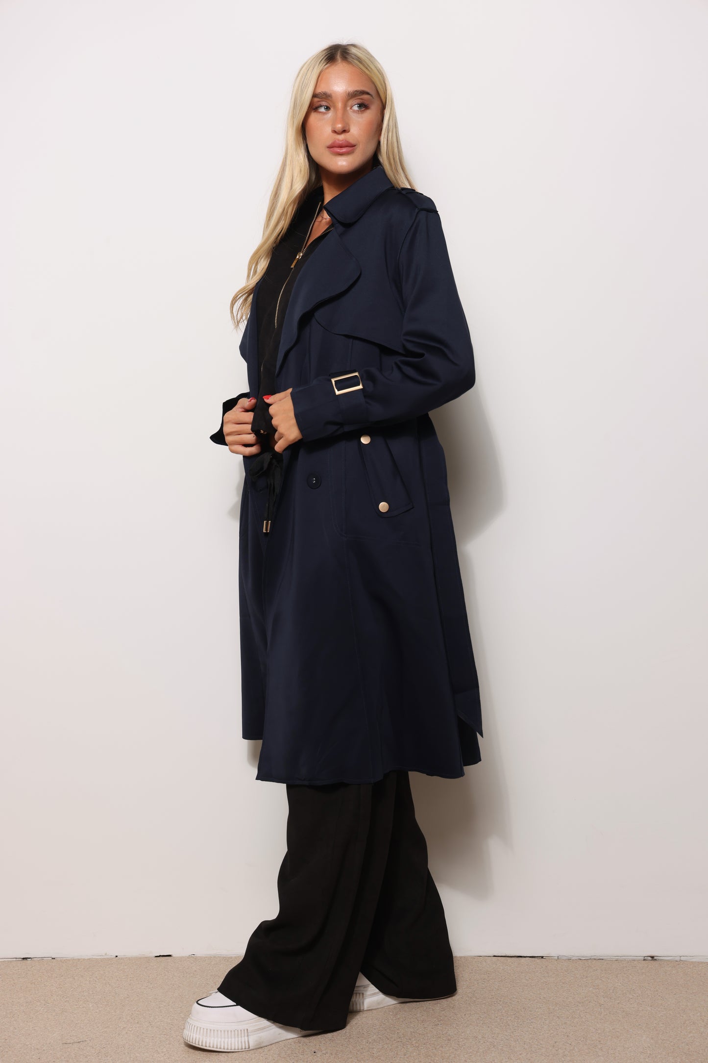 מעיל טרנץ' מלאניה