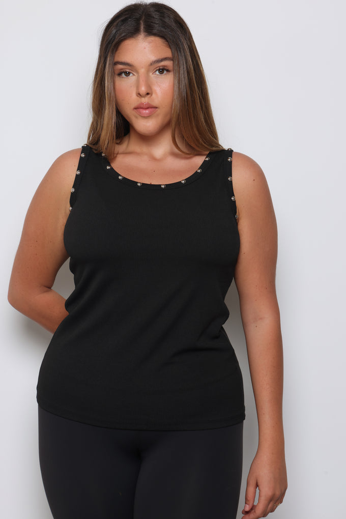 גופיה בשילוב ניטים