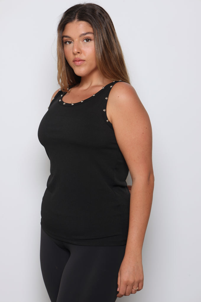 גופיה בשילוב ניטים