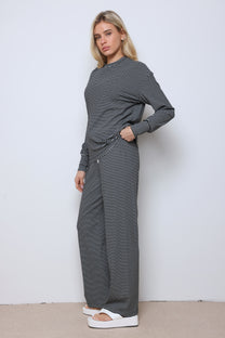 חליפת מנואלה פסים כפפה