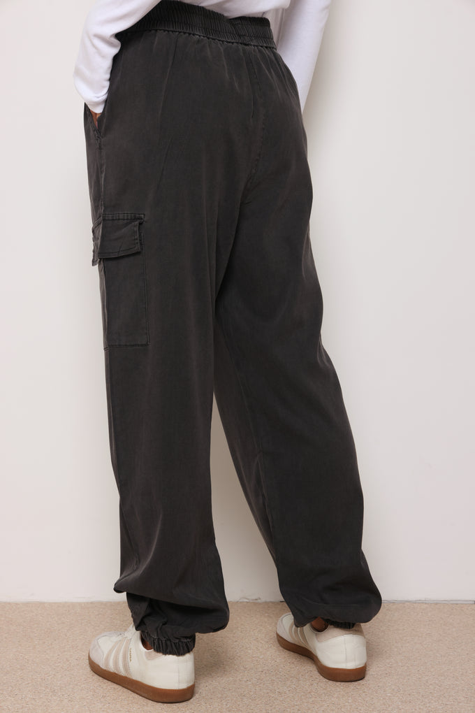 מכנסי ג'ינס דגמ"ח ליאנה