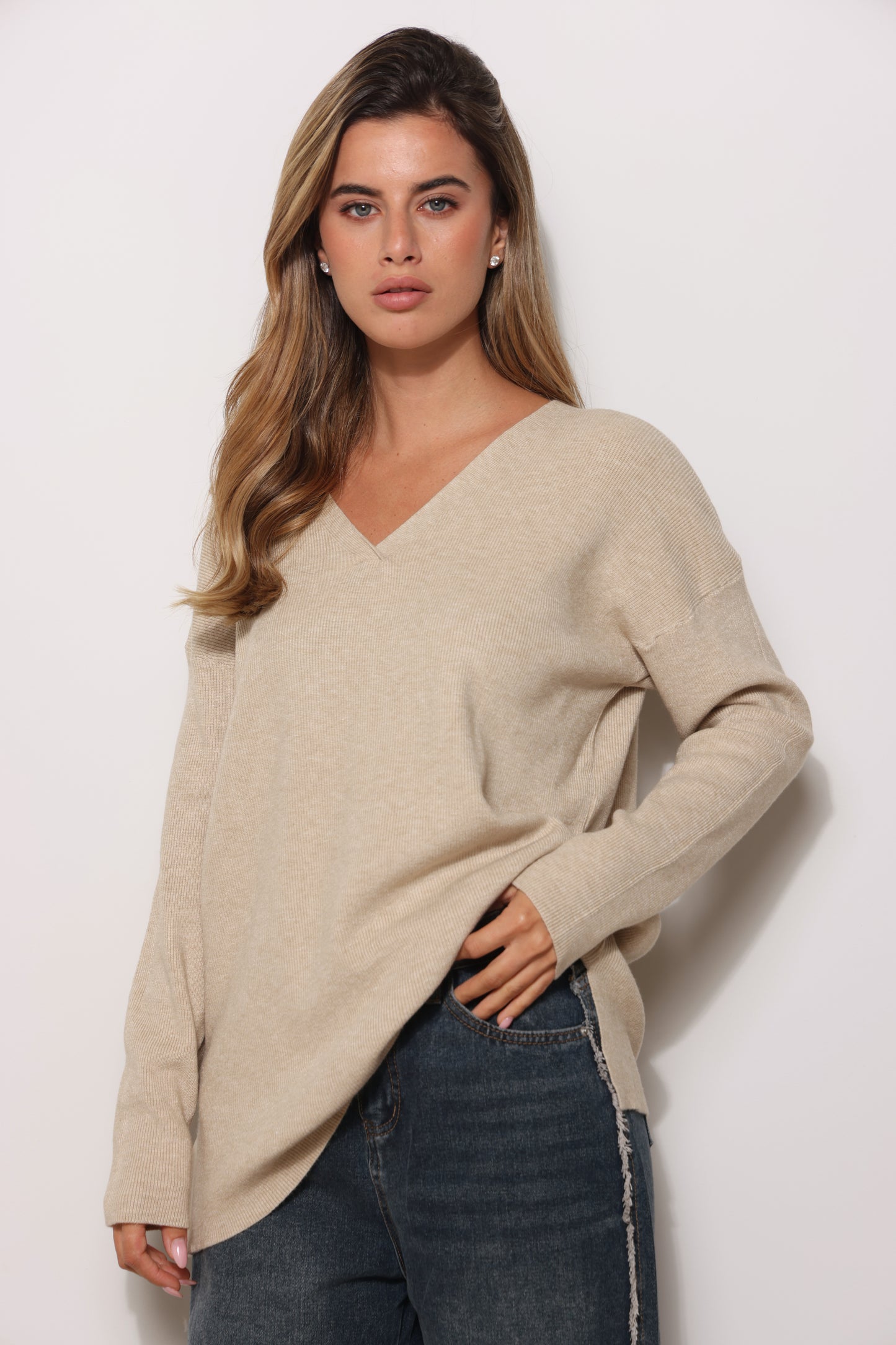 סריג V מנג'ט