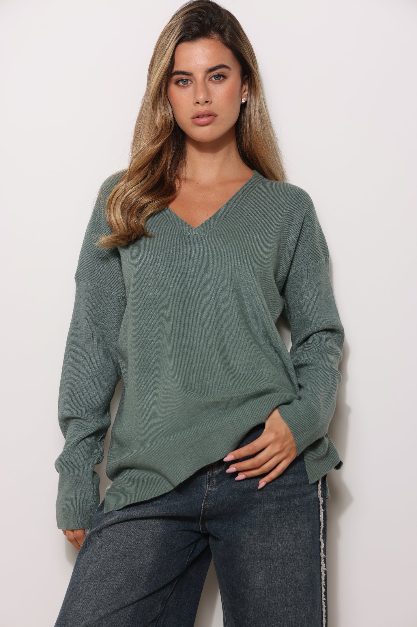 סריג V מנג'ט