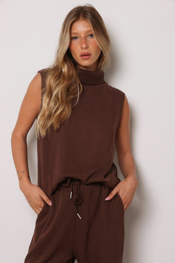 חליפת סריג כרמן