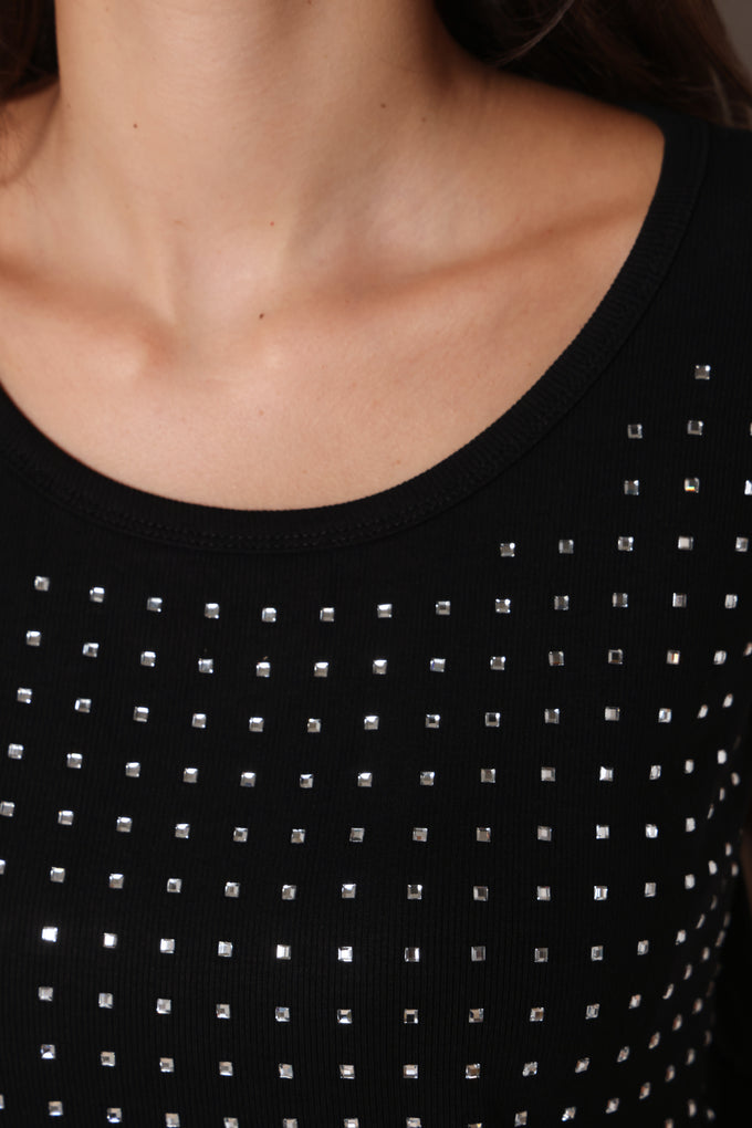 גופיית סריג יהלומים