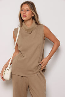 חליפת סריג כרמן