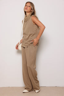 חליפת סריג כרמן