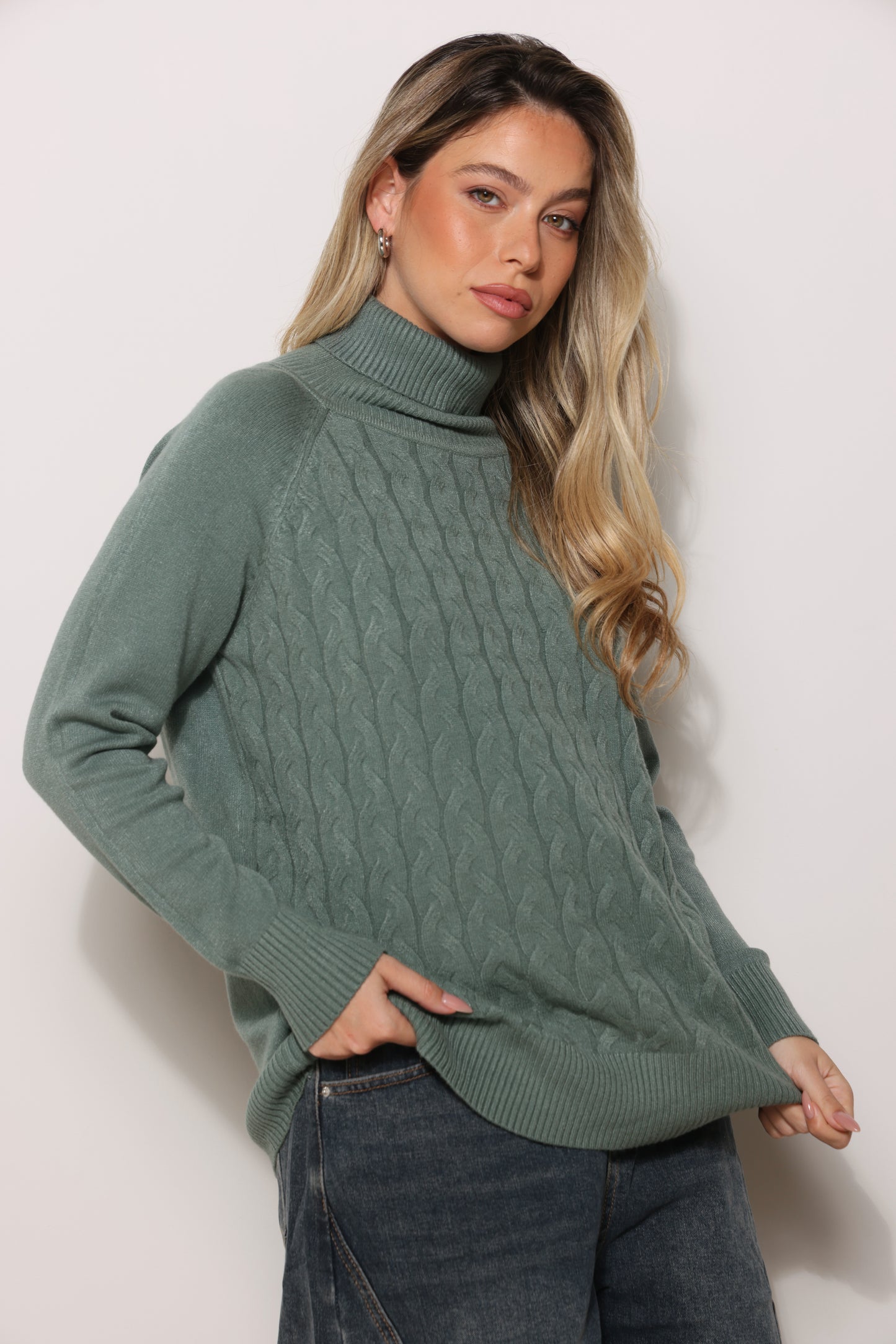 סריג צמות אופליה