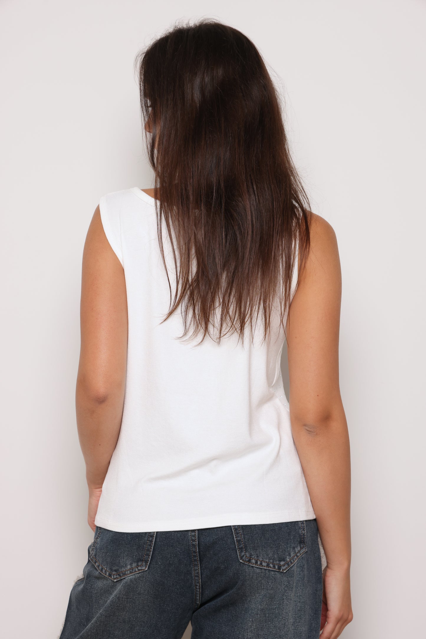 גופיית סריג יהלומים