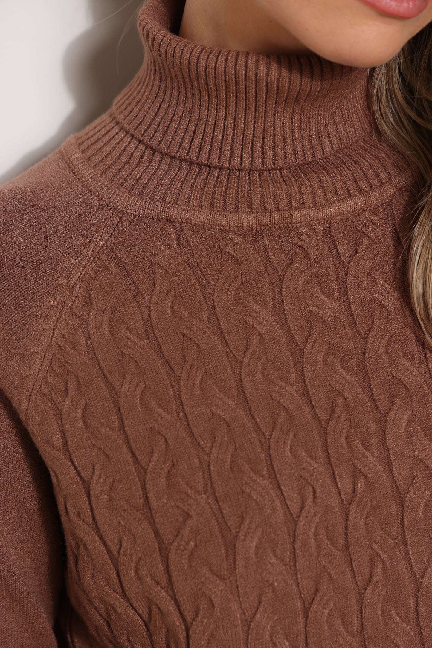 סריג צמות אופליה