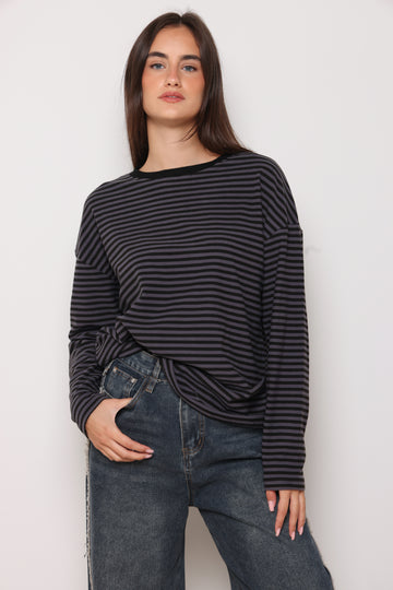 סווטשירט פסים כפפה