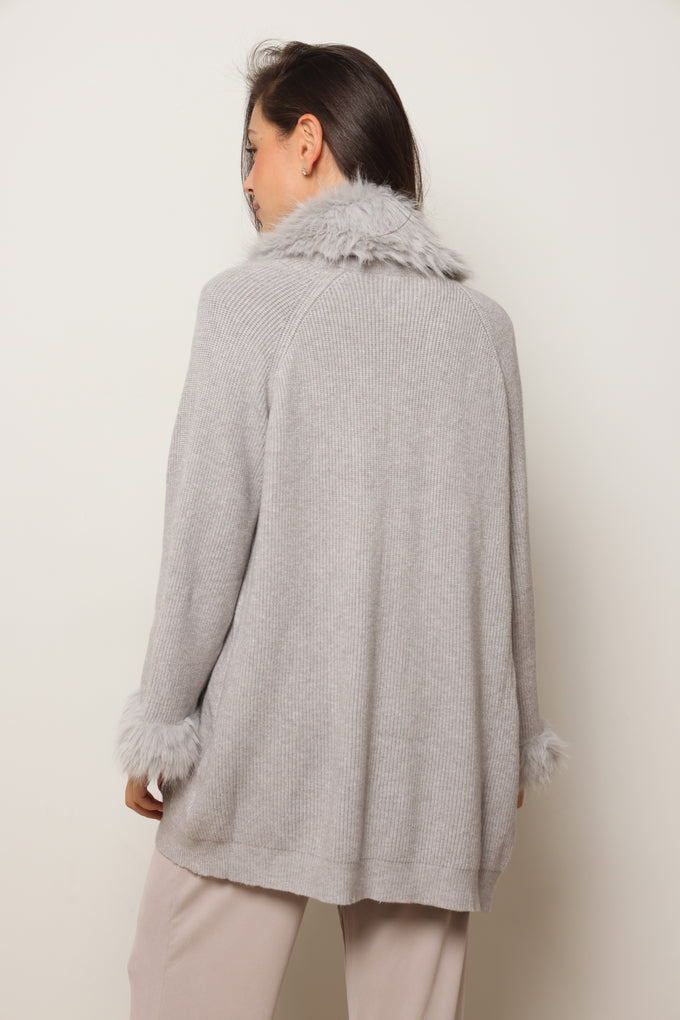 ג'קט סריג בשילוב פרווה