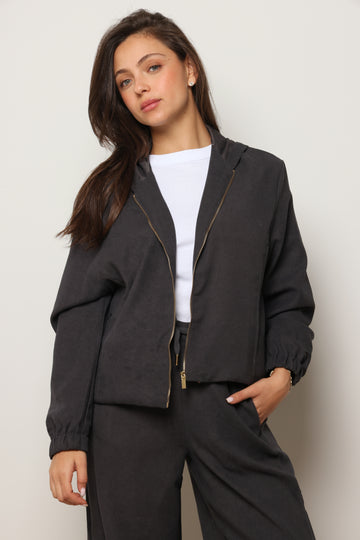 חליפת אלגנט קאפרי