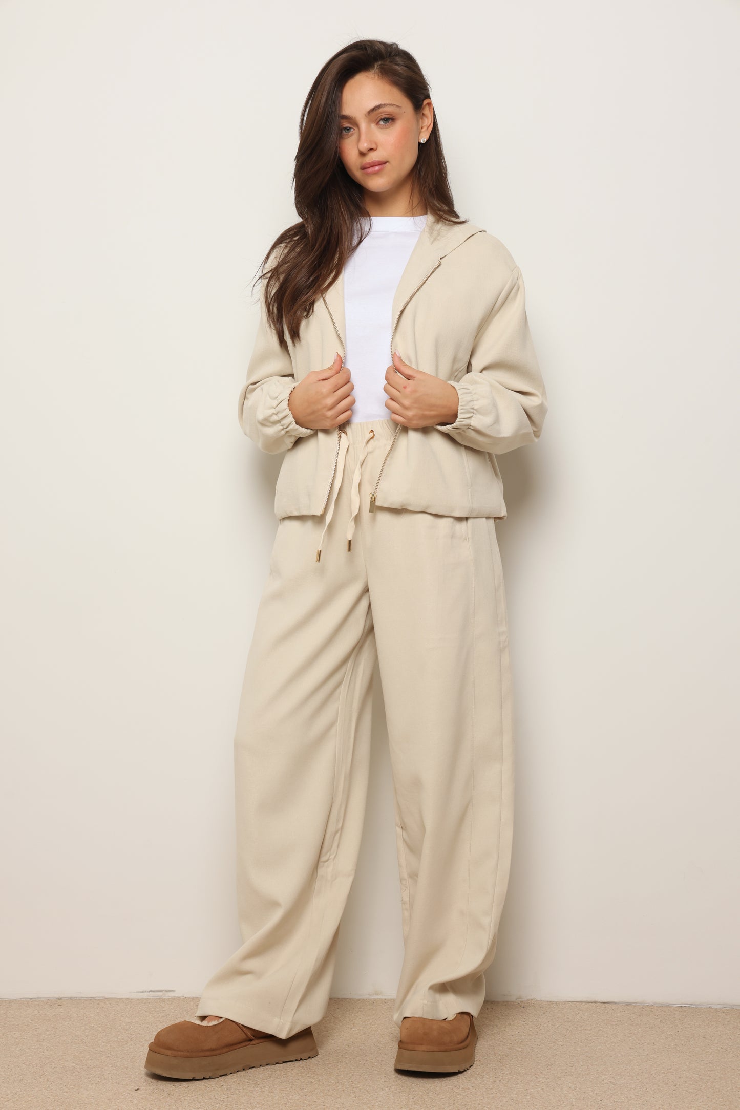 חליפת אלגנט קאפרי