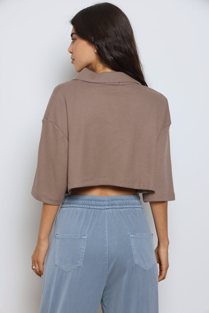 חולצת פולו וופל קרופ