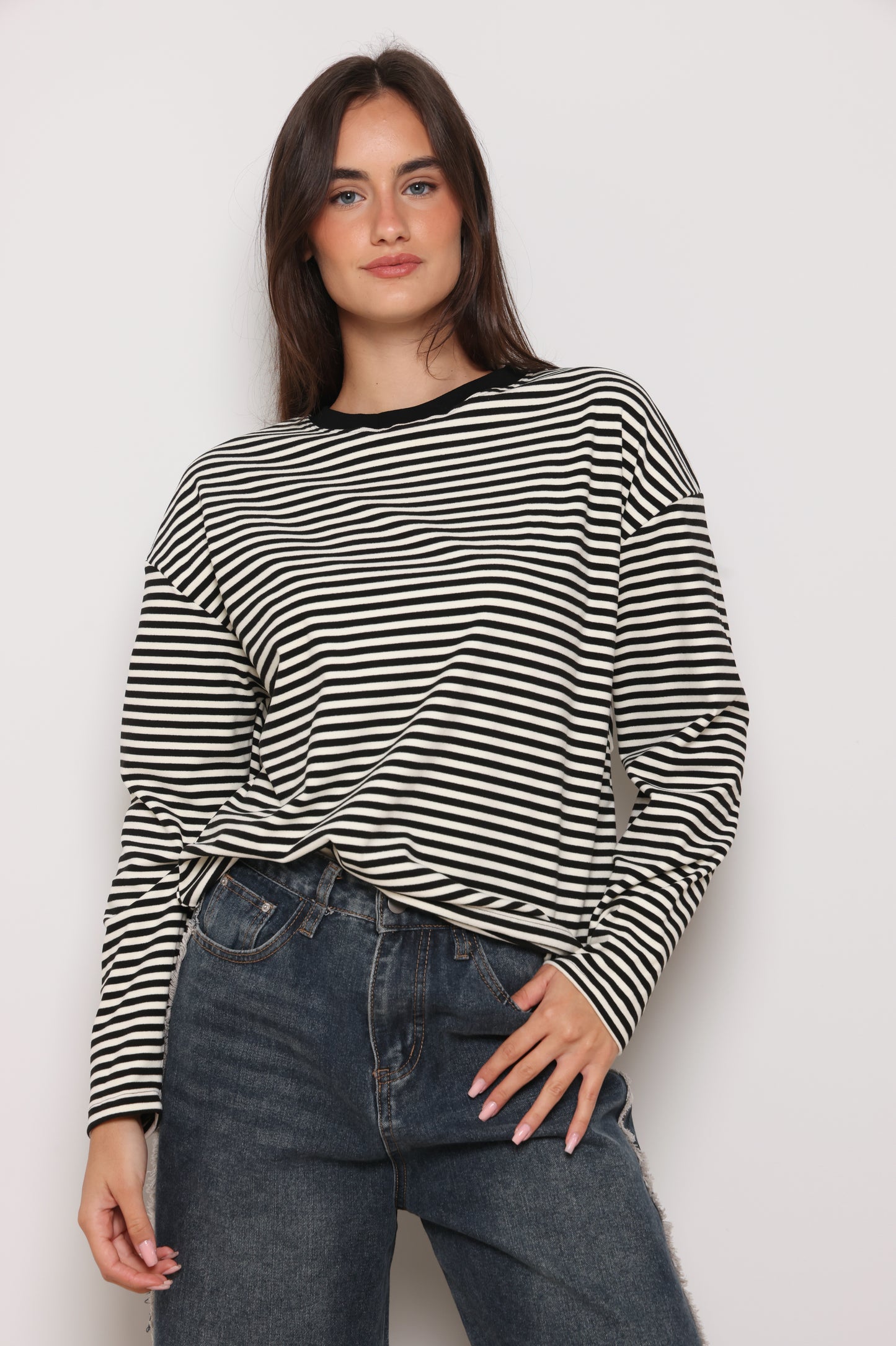 סווטשירט פסים כפפה