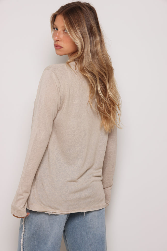 חולצת ניקי סלאב קרעים כפפה