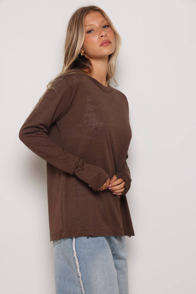 חולצת ניקי סלאב קרעים כפפה