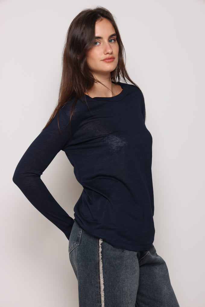 חולצת ניקי סלאב קרעים כפפה