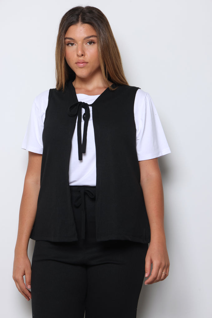 חליפת ווסט וופל קשירה