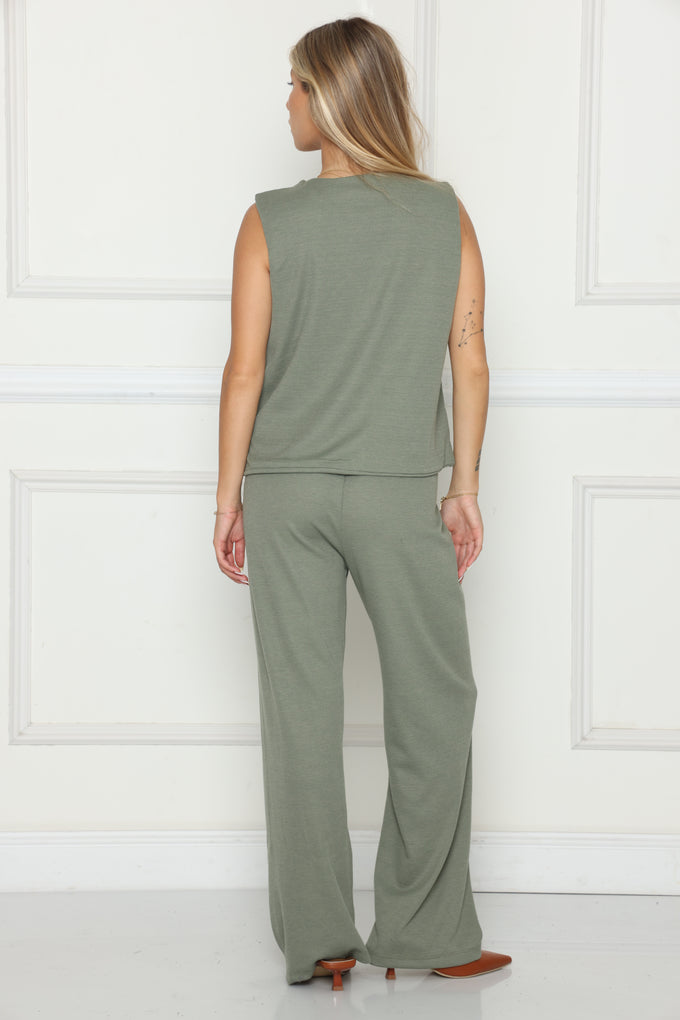 חליפת ווסט אשלי