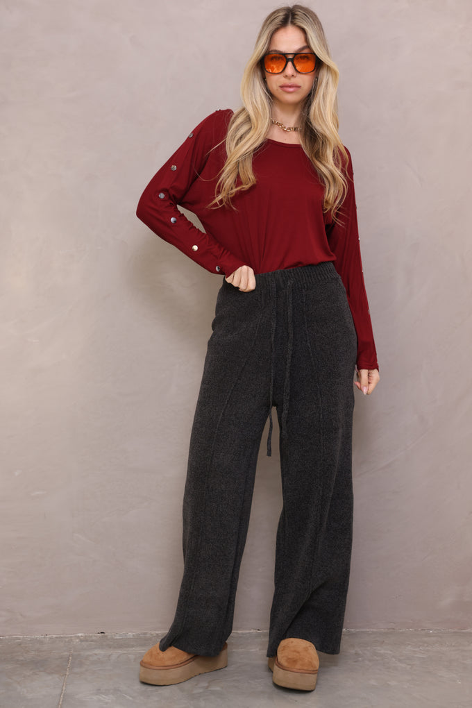 מכנסי סריג מתרחבים