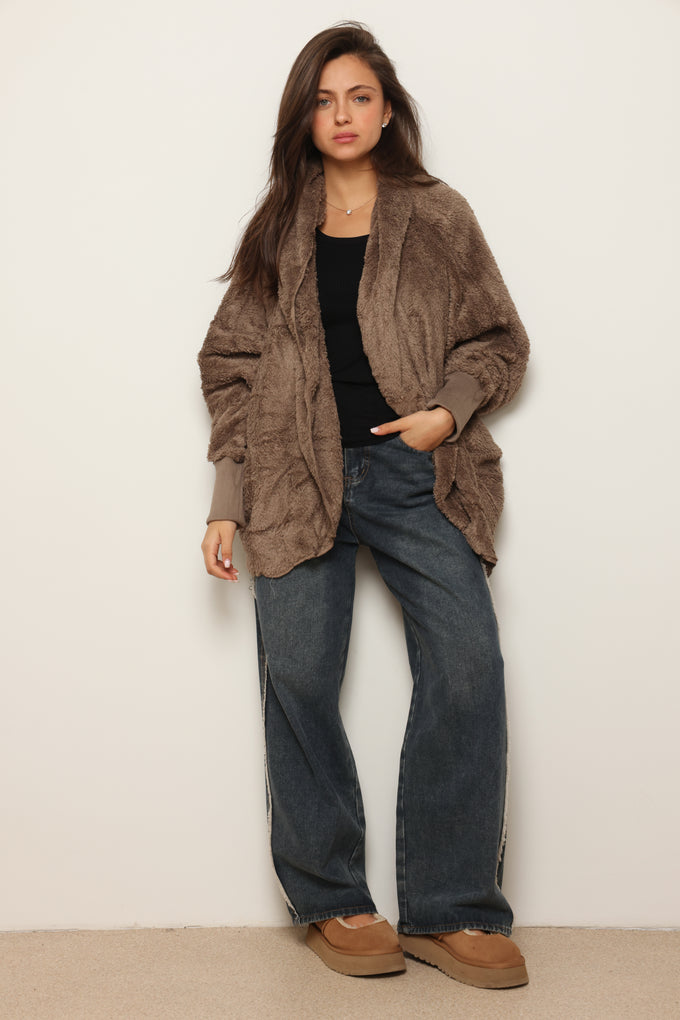 פונצ'ו כירבולית מנג'ט | חום