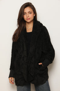 פונצ'ו כירבולית מנג'ט | שחור