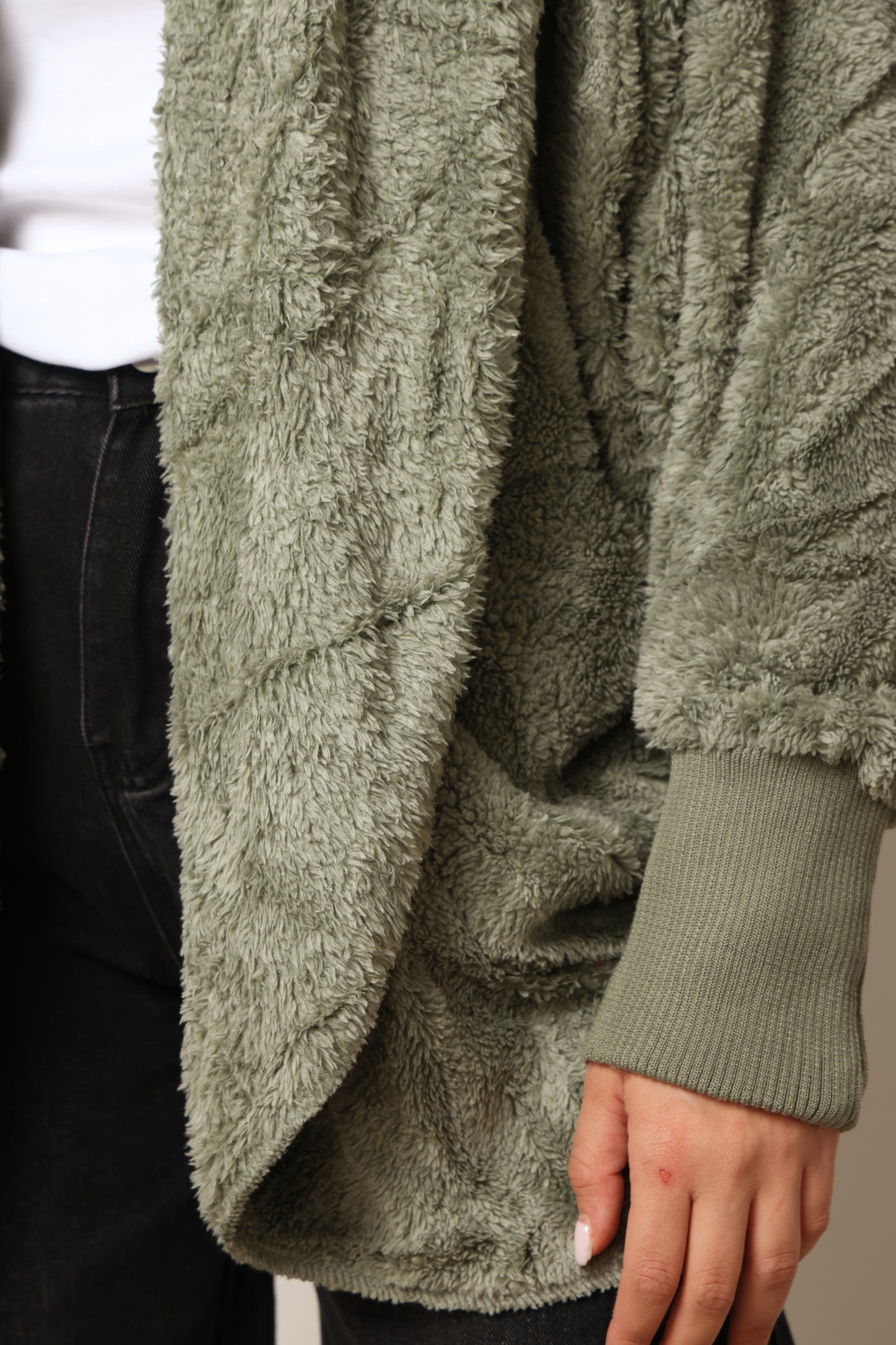 פונצ'ו כירבולית מנג'ט | ירוק