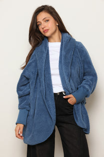 פונצ'ו כירבולית מנג'ט | כחול