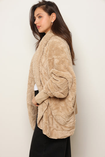 פונצ'ו כירבולית מנג'ט | כאמל