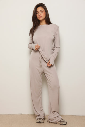 חליפת מודאל כפפה