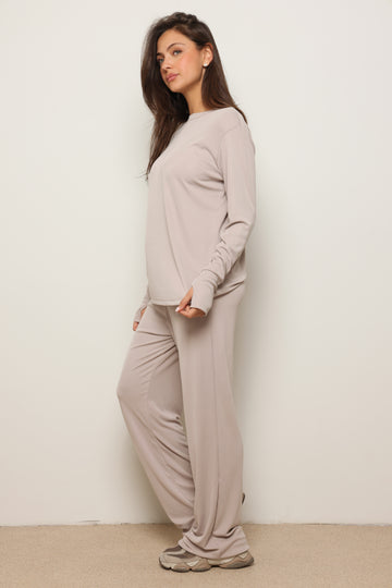 חליפת מודאל כפפה